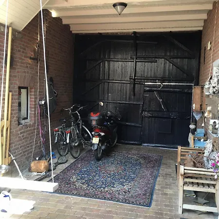 Althuizenhof 住宿加早餐酒店