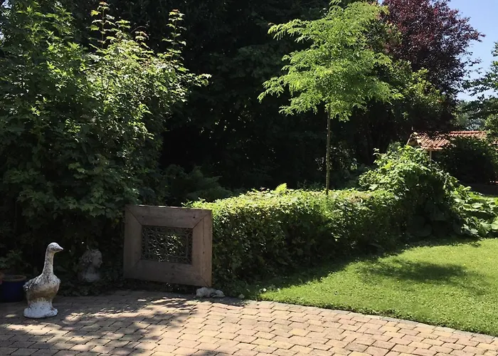 Althuizenhof Bed & Breakfast *